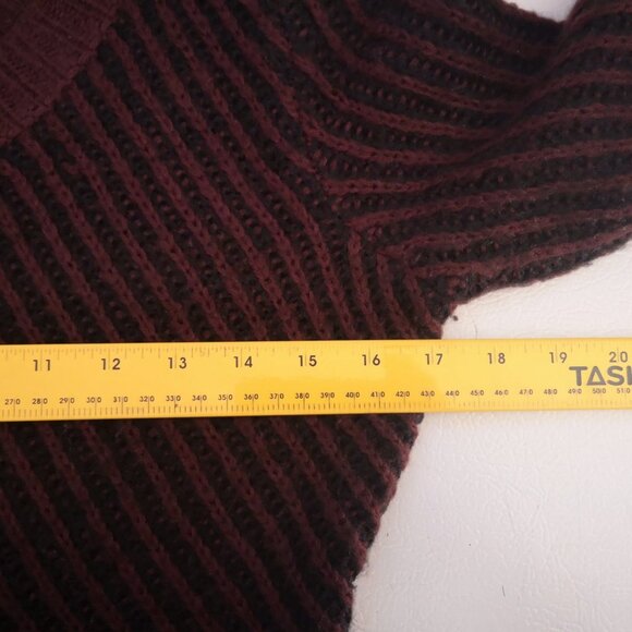 Pure by Nitrogen Ladies Size Medium Burgundy & Black Round Neck Sweater / Tunic - Picture 7 of 9